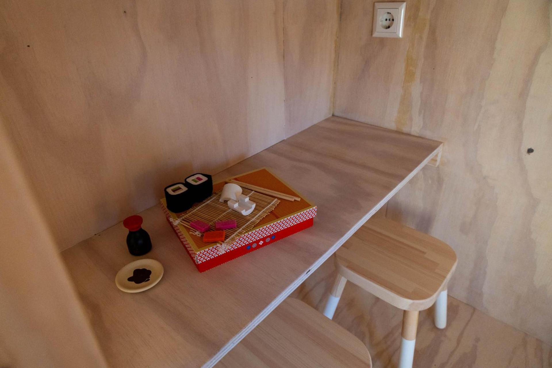 Knus Gezinsverblijf In Cosi Tiny House Op De Veluwe Epe Exterior foto
